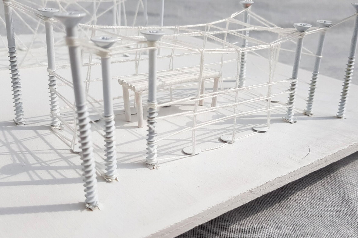 Übung zur Erzeugung von transparenten Volumen durch gespannte Fäden - Lena Ringel