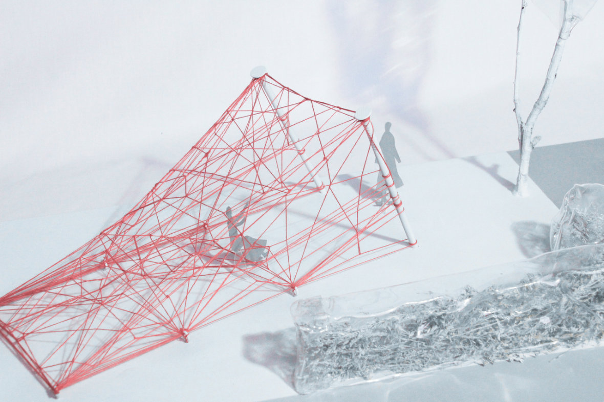 Abschlussmodell eines Pavillions aus gespannten Seilen von Lena Ringel